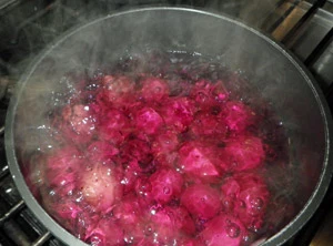 Boiling potatoes